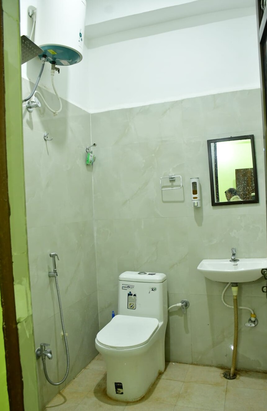 SNEH PUSHPANJALI INN - Tap to explore photos