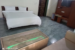 Rudraksh Hotel, Lansdowne