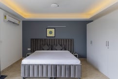 Housr Studio Rooms Sector 28 Gurgaon Near Galleria Market, Gurgaon