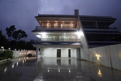 Villa Viva by DanCenter, Lonavala