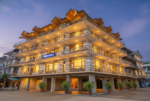 FabHotel Anant Meadows