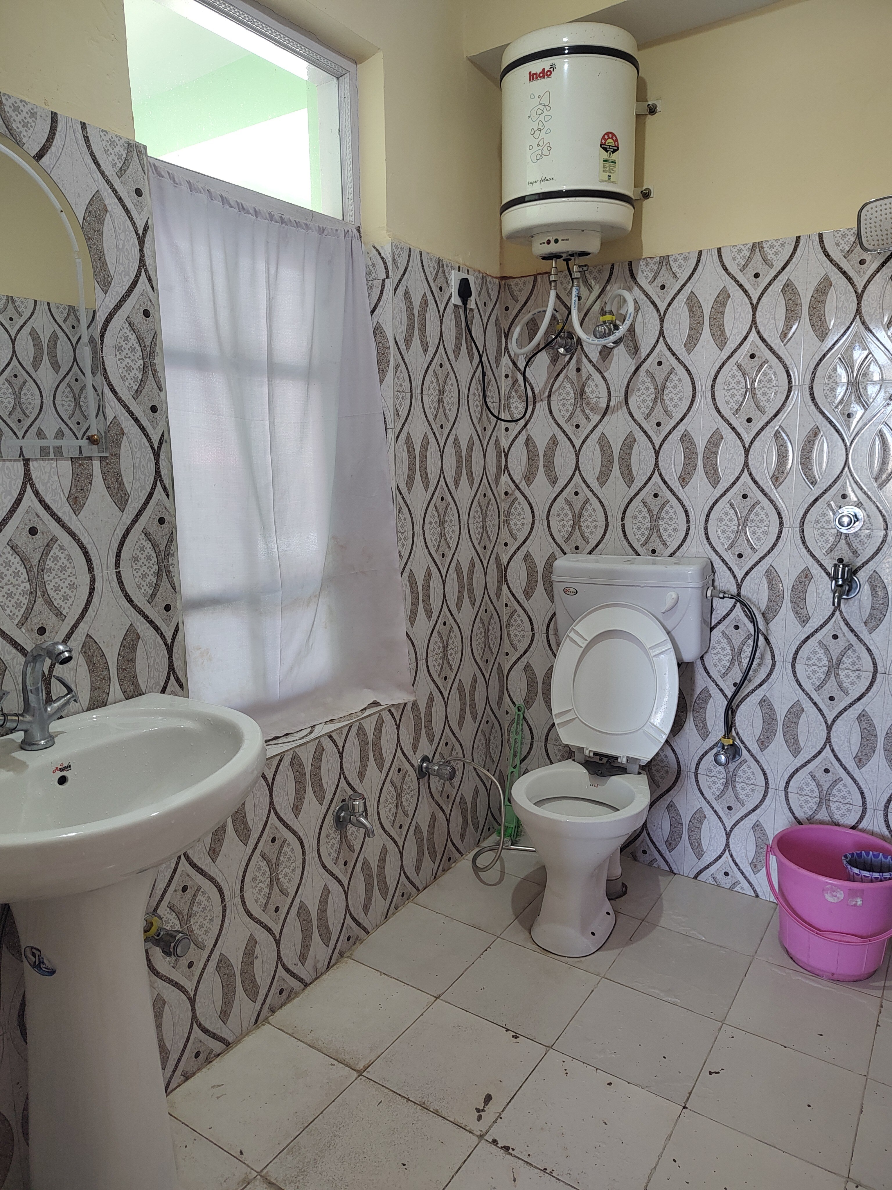 Namsa Kitta Home Stay - Tap to explore photos