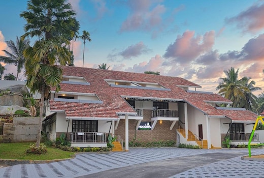 Holidays Garden Resort