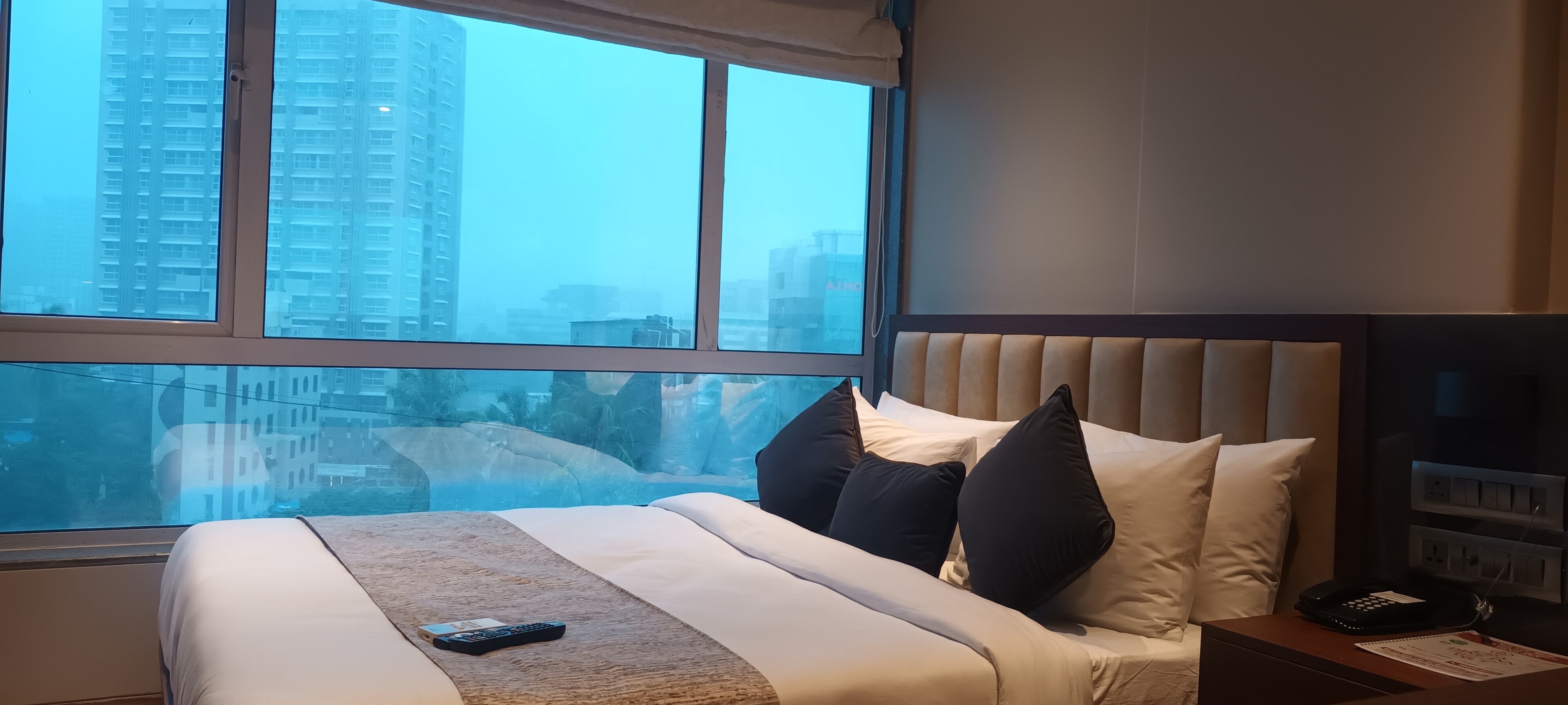 Hotel Flexi Residency, Mumbai - Tap to explore photos