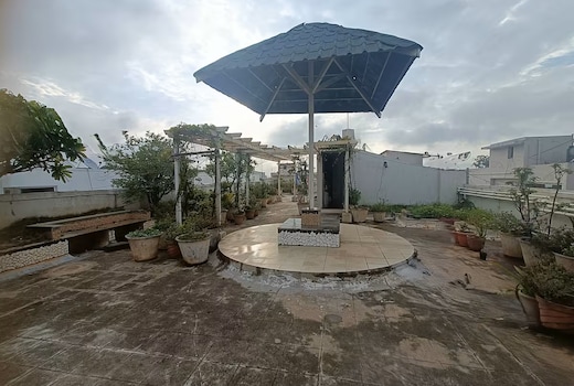 Krishna Park Front Studio Apartment