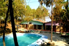 Retreat Anand, Lansdowne