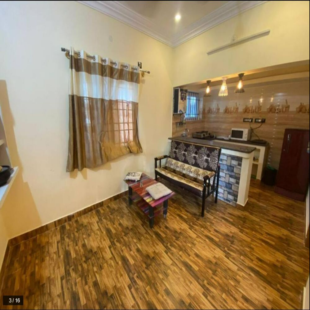 Boss Homestay - Tap to explore photos