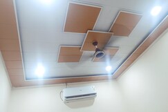 Red Rose Hotel, Ujjain