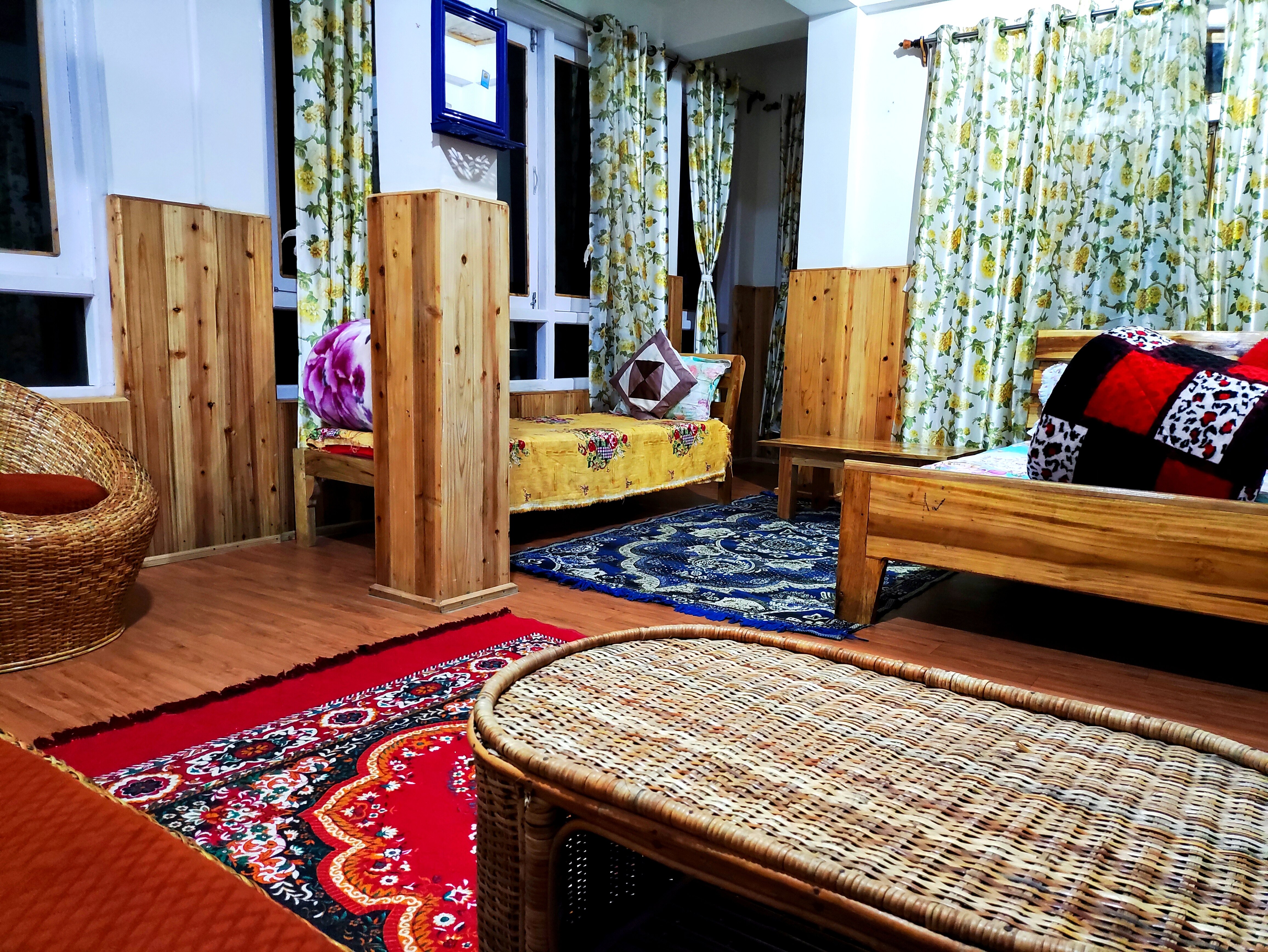 Solitude in Himalayas Cottage - Tap to explore photos