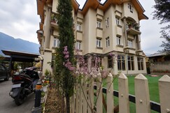 Grand Avenue 115 Homestay, Srinagar