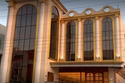 Royal Orchids Banquets & Suites, Lucknow