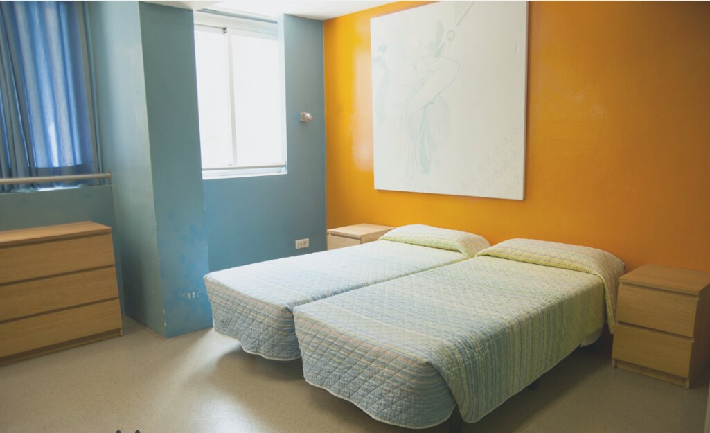 Oasis hostel 1 - Tap to explore photos