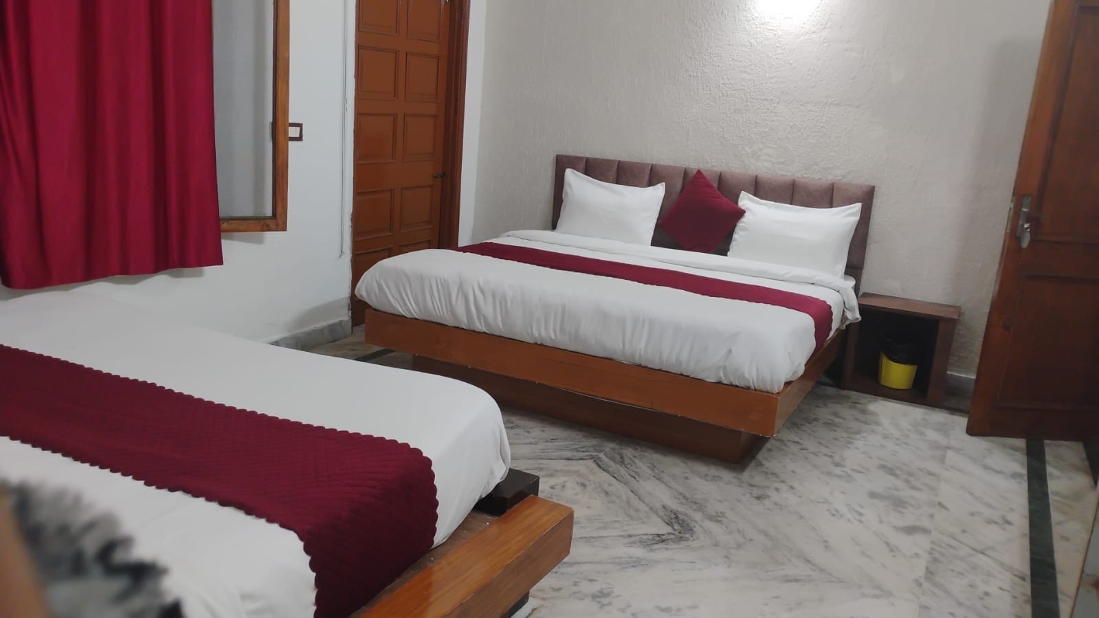 Hotel Sky Hill Heaven, Mussoorie