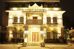 The Stoneberry Resort-Rare Grandeur, Madhupur, Madhupur