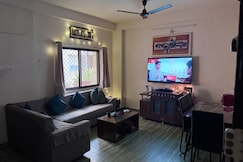Homely Secured  Privacy  Prime Location, Dabhoi
