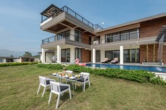 Luxury Evara Villa Pool ,LakeView Pawna Lonavala, Lonavala