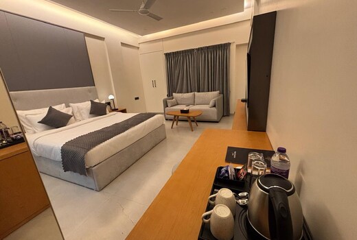 Vijay Vilas Hotel
