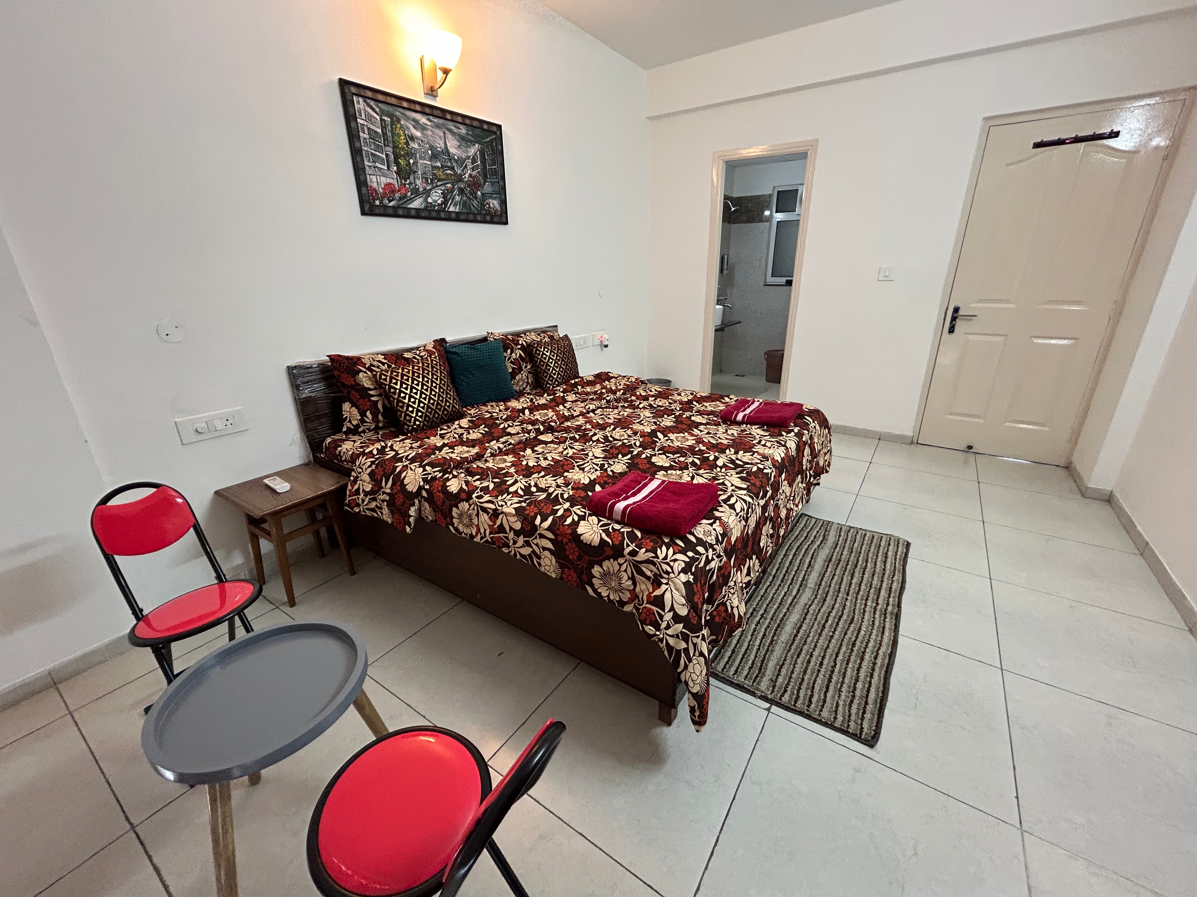 Elegant 3BHK Sushma Valencia Zirakpur | Chandigarh - Tap to explore photos
