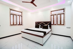 HOTEL O RAJ PALACE, Mughal Sarai