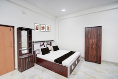 Hotel O Shreyansh Hotel, Sultanpur