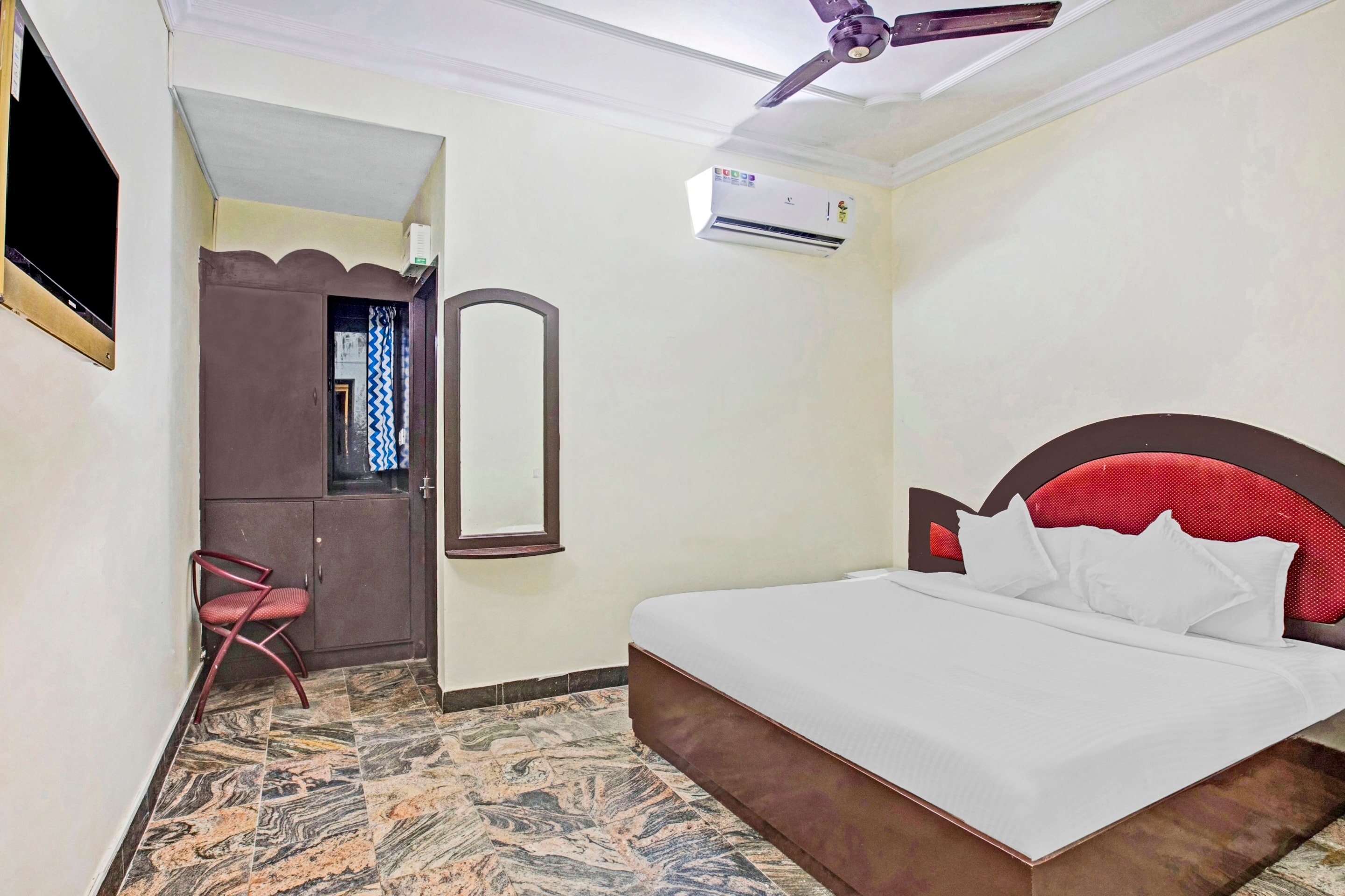 Hotel O Neethu Residency - Tap to explore photos