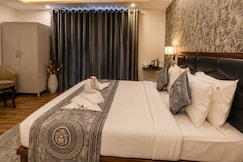 Hotel Palm View by JMD Group, Delhi