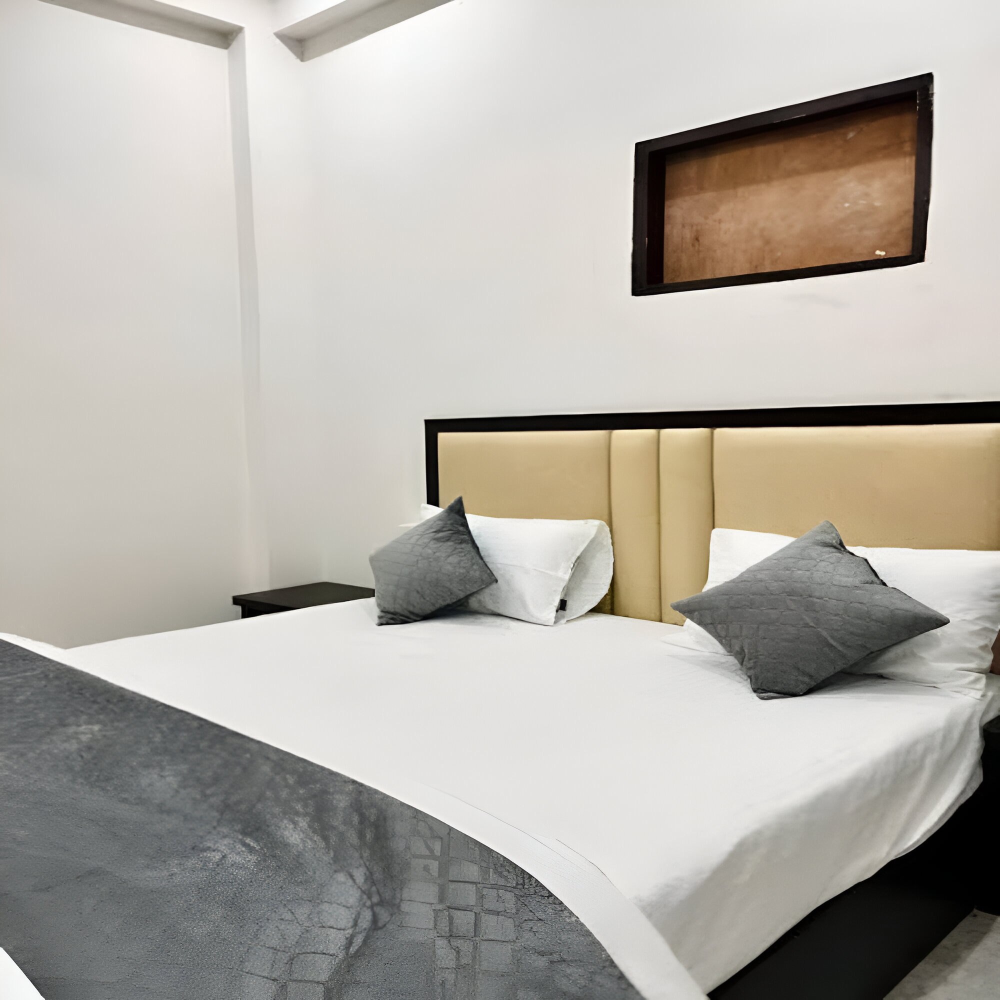 Aashiyana Inn | Varanasi - Tap to explore photos