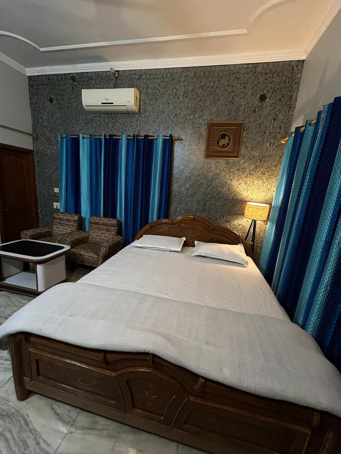 The Kumbh Casa Homestay - Tap to explore photos