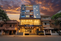 FabHotel Royal Grand - Basaveshwar Nagar, Bangalore