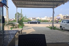 Hotel Shri jJi Som, Mathura