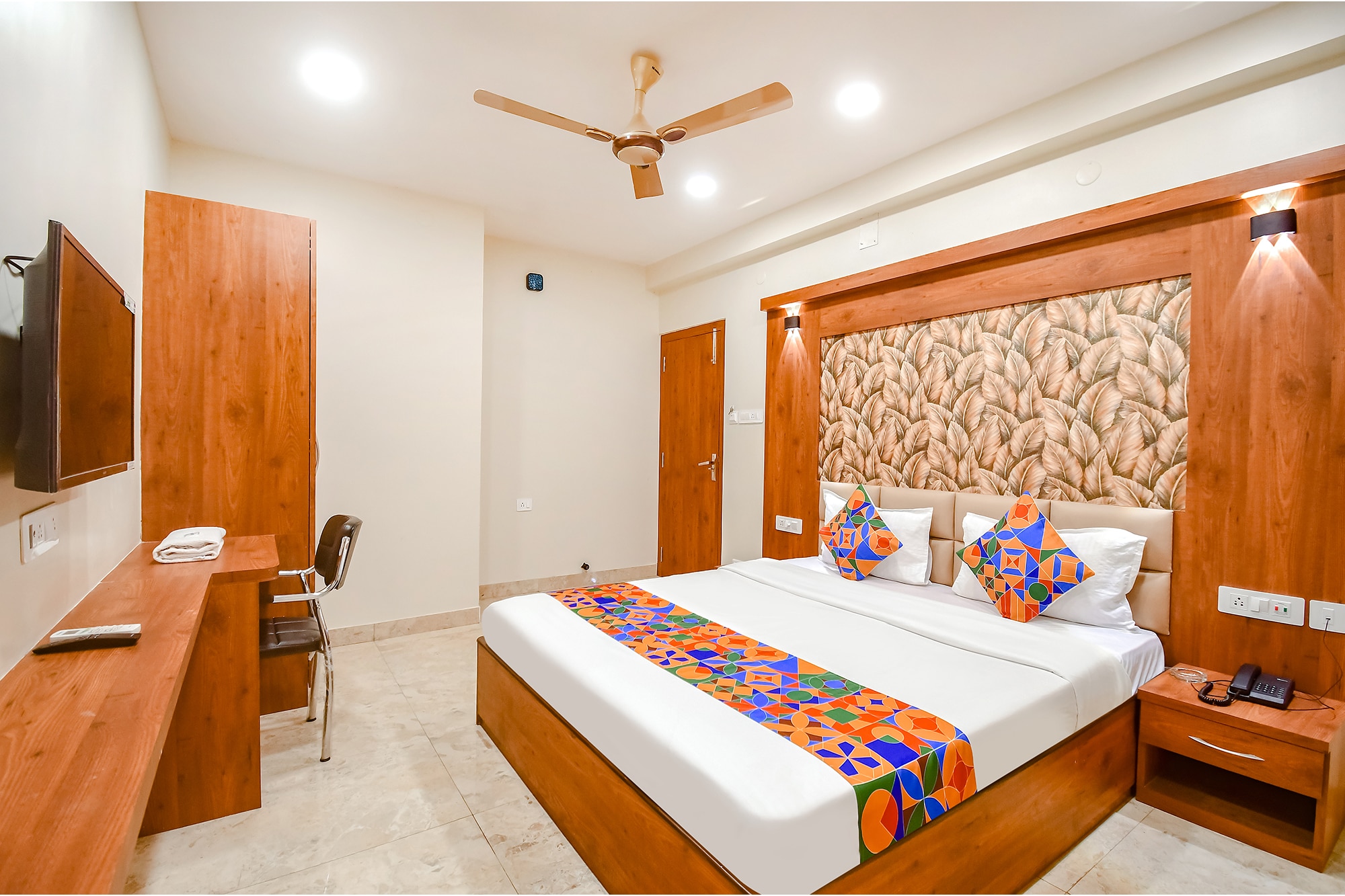 FabHotel Dreamworld Residency - Near bisarjan ghat - Tap to explore photos