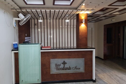 Hotel Woodlands Inn