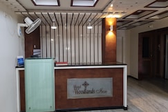 Hotel Woodlands Inn, Silvassa