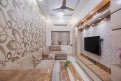 Royale Enclave Nr Manipal Hosp, Kolkata