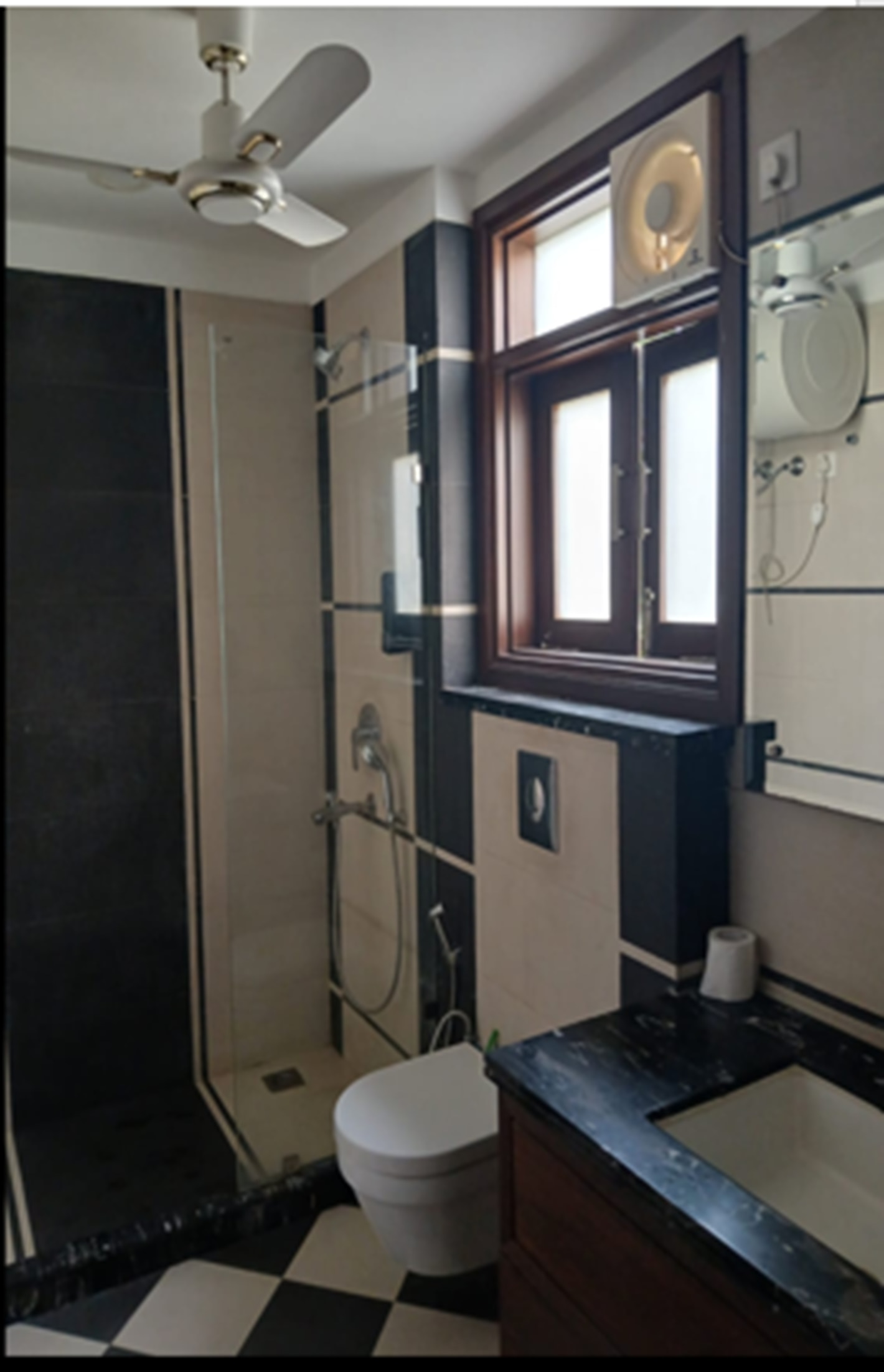 SMS Guest House - Gurgaon, Haryana - Tap to explore photos