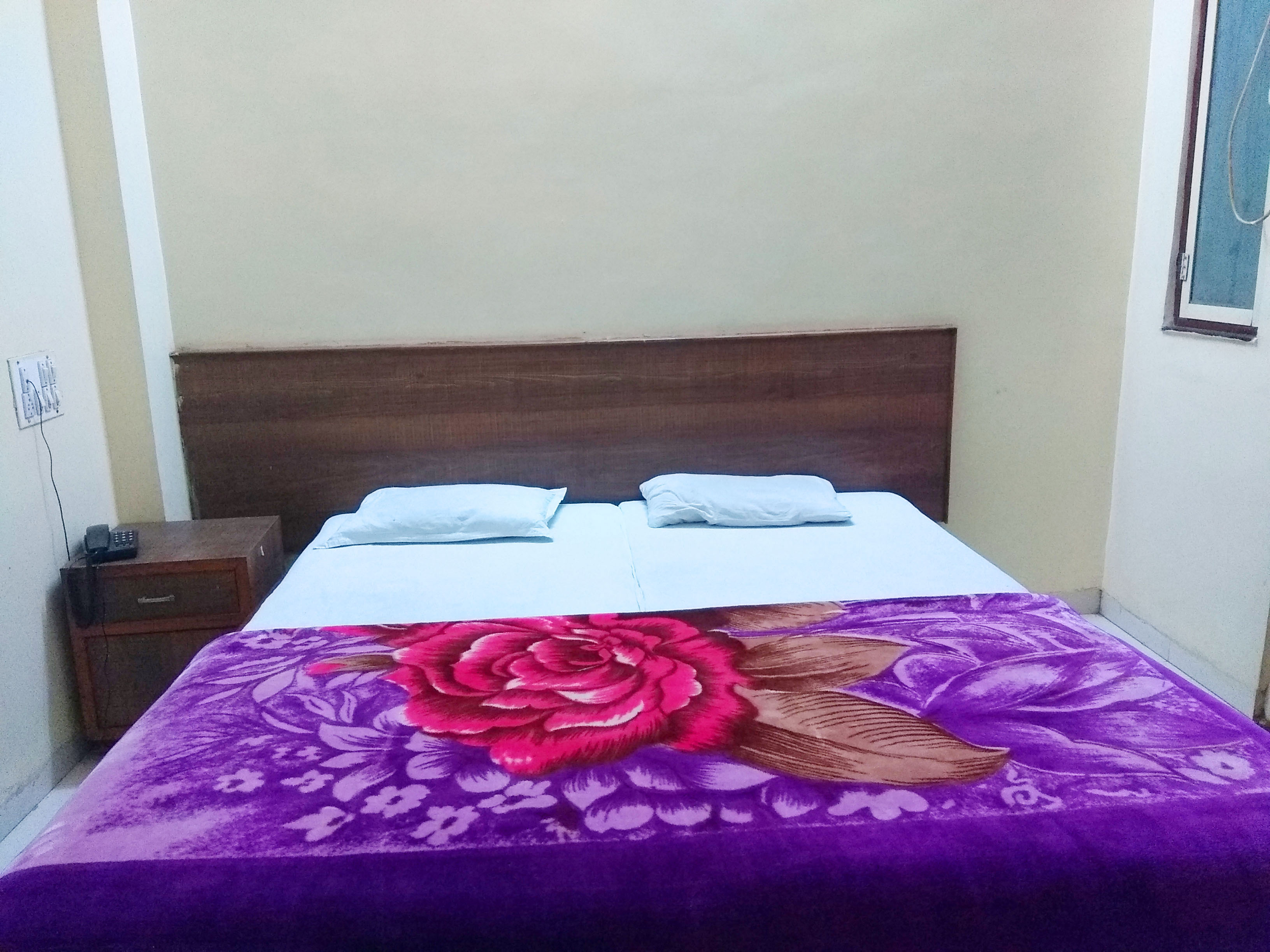 Dhanlaxmi Inn - Tap to explore photos