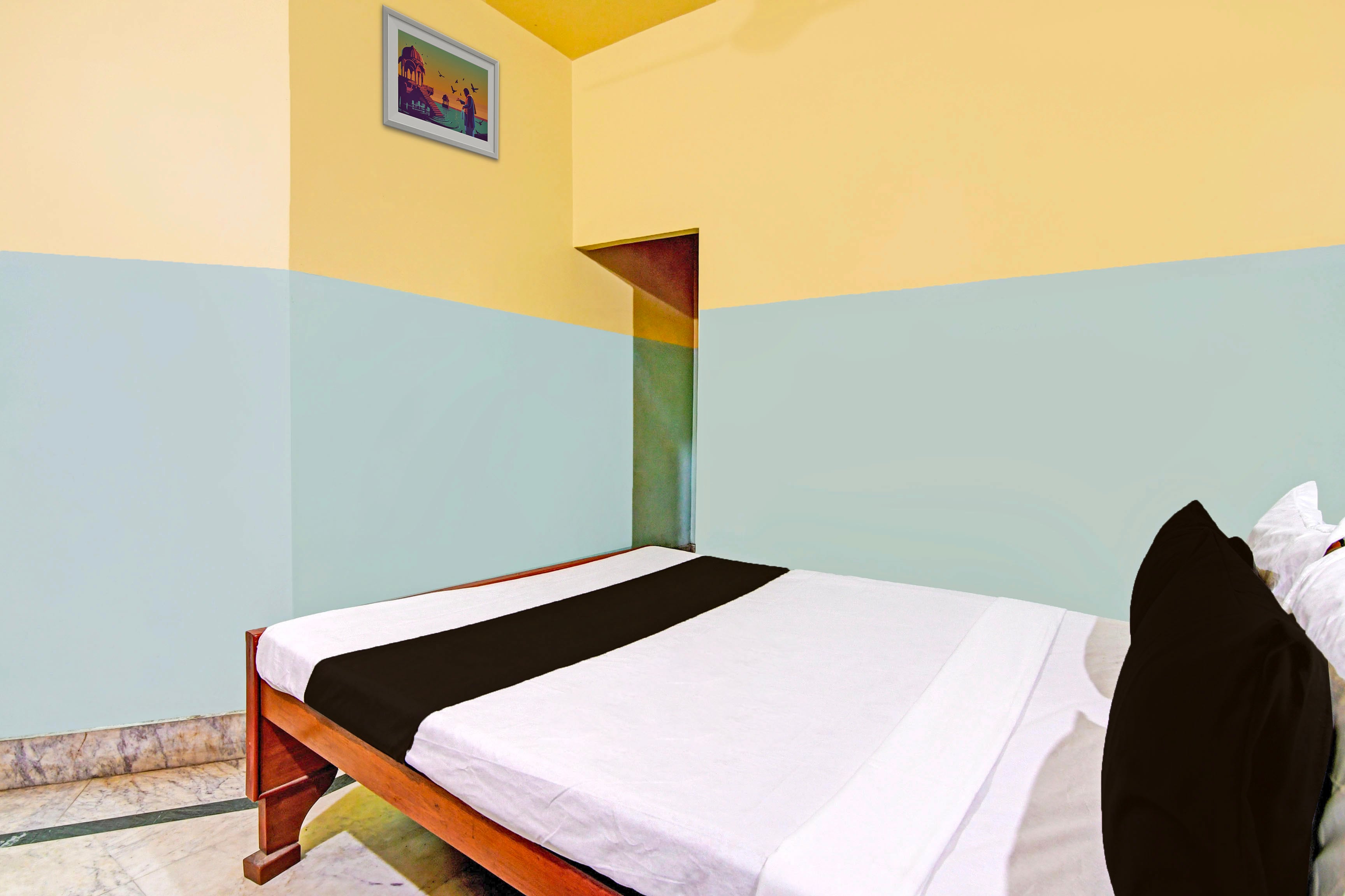 Hotel O Pratichi Guest House - Tap to explore photos