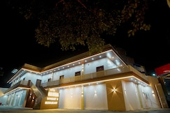 Hotel Ganga Banquet And Restaurant, Prayagraj