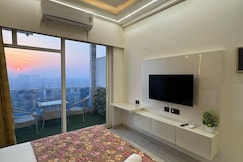The Hangout Studios, Greater Noida