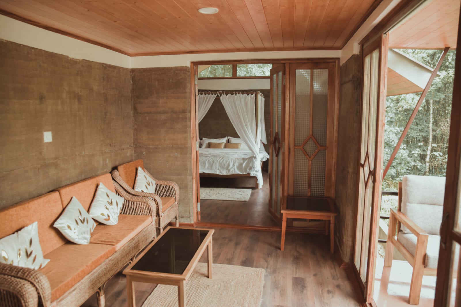 Chamkoh Homestay - Tap to explore photos