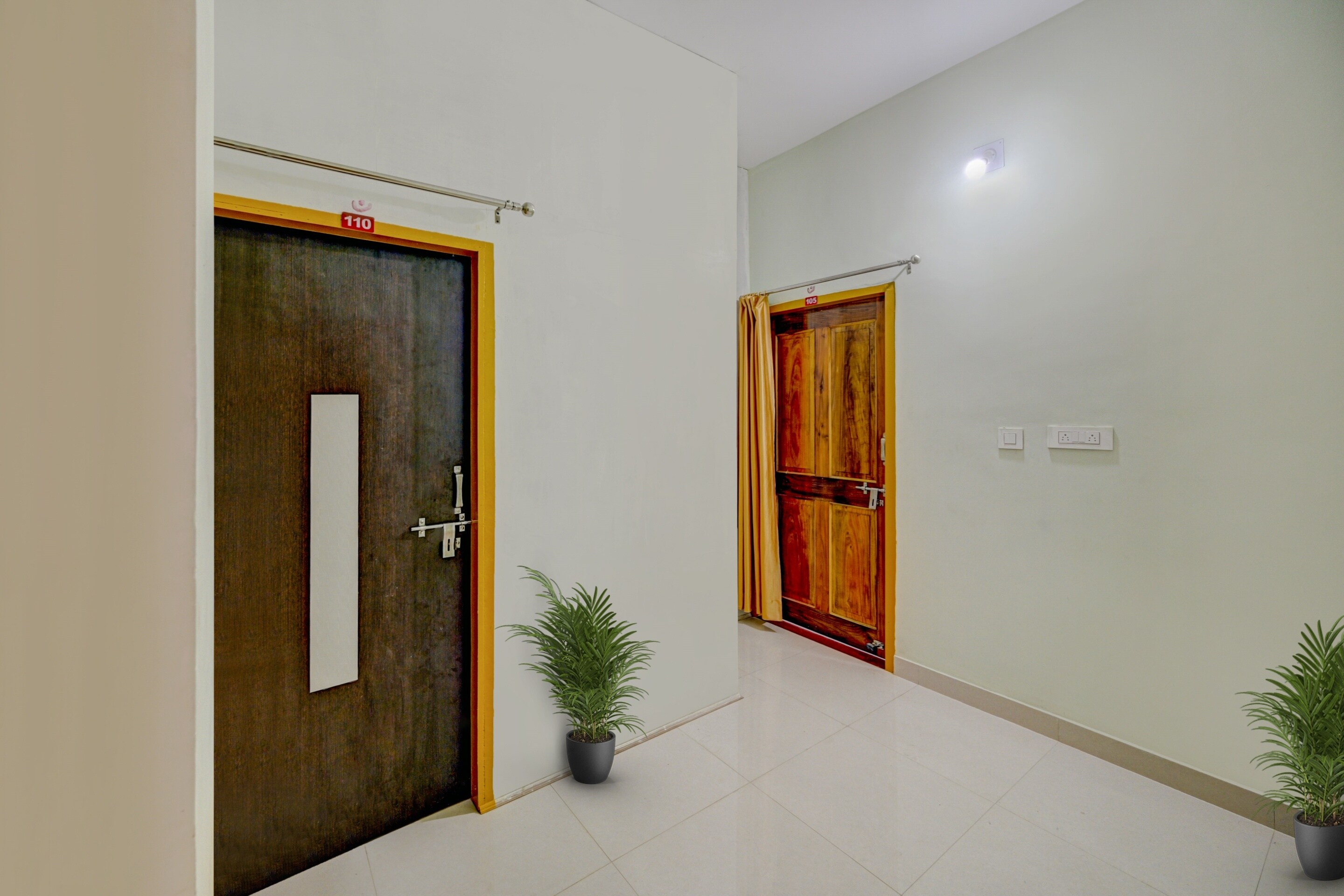 Hotel O GD STAY INN 1 - Tap to explore photos