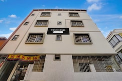 Super Townhouse Ganesh Tekdi Temple Nagpur, Nagpur