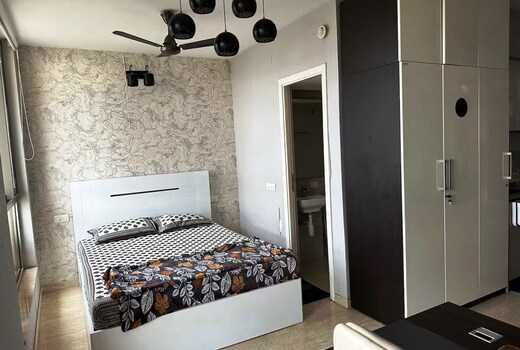 Elite Studio Apt  Hiranandani