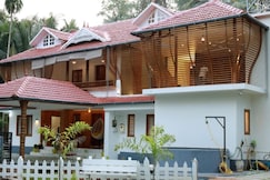 Thekkumbath Sea Breeze pool villa, Kannur