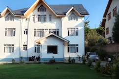 blackhawkrooms, Srinagar