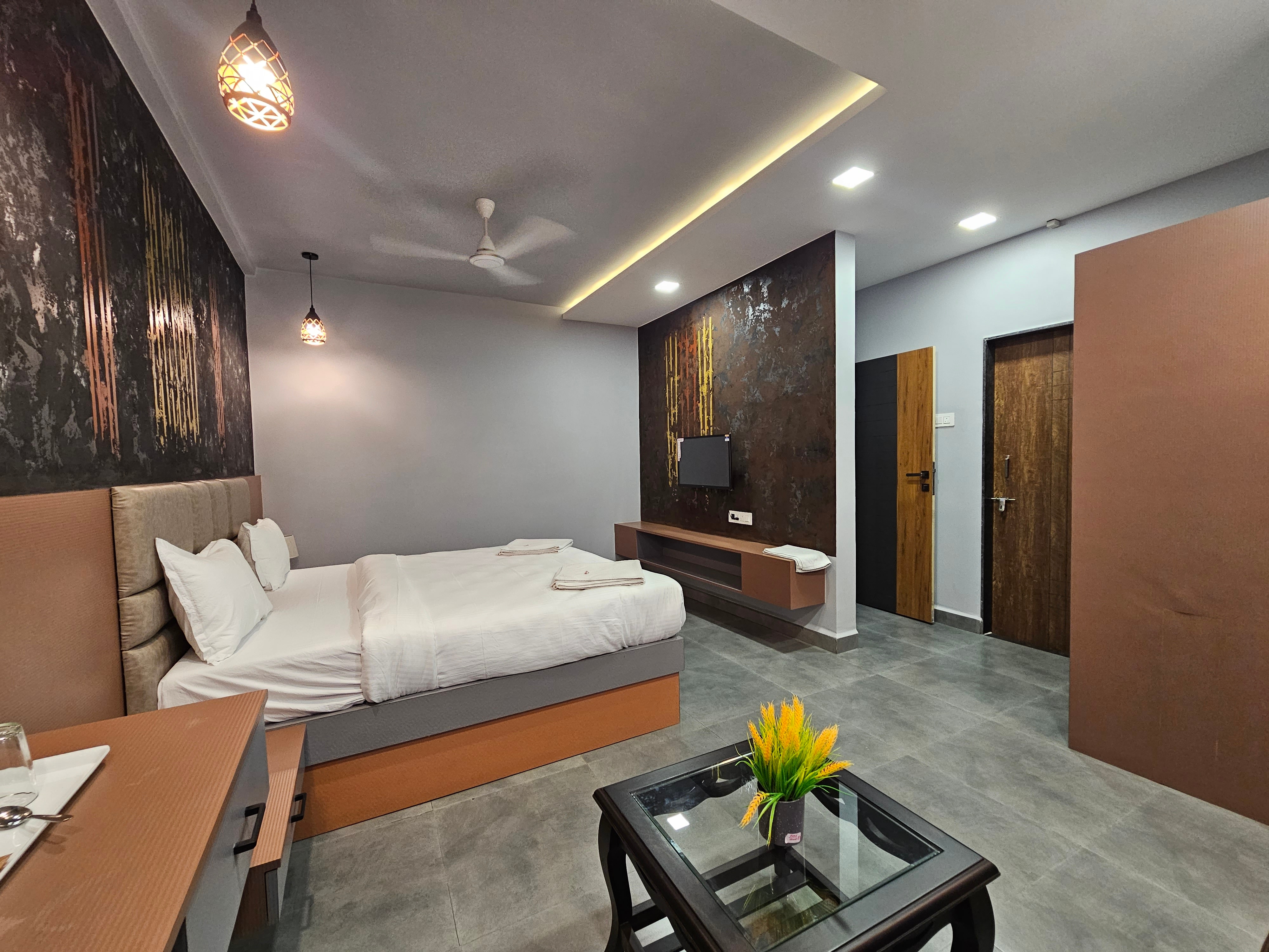 Super Deluxe Non AC Room 1