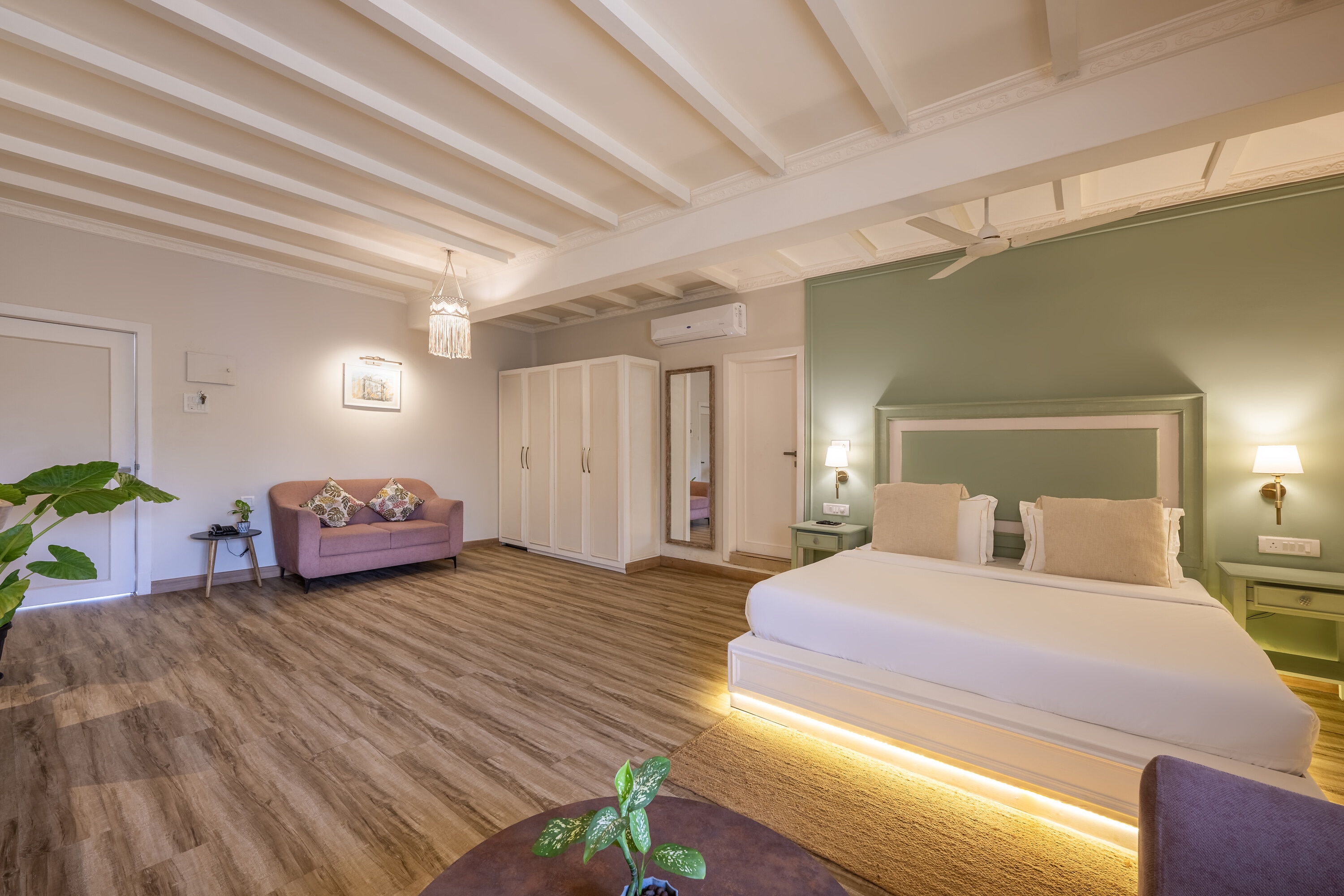 Echor Samara Morjim Goa with Sea View Restro - Tap to explore photos