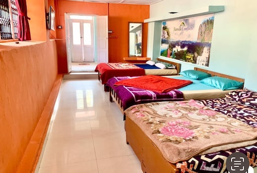 Rosy Residency