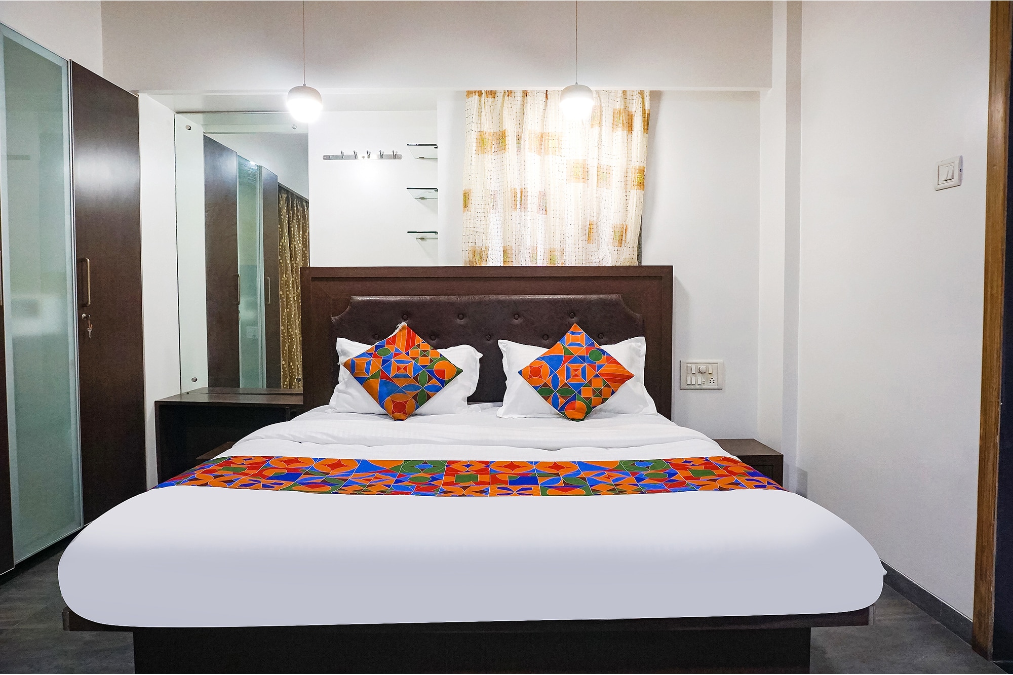FabHotel Shree Haree Residency - Nr. Mazda Garden View - Tap to explore photos
