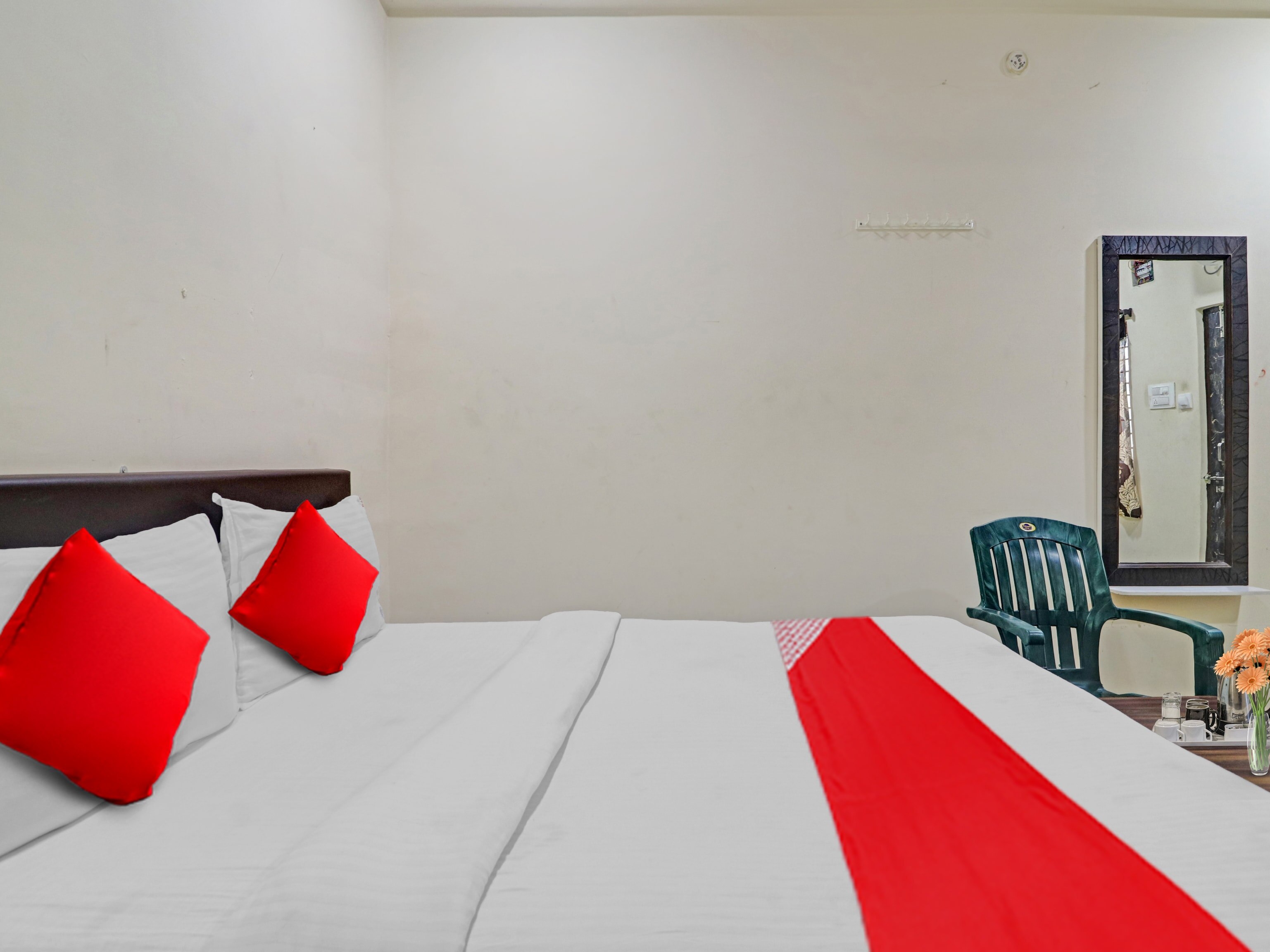 Hotel O Rks Residency - Tap to explore photos